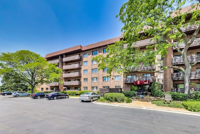 2020 Chestnut Ave Unit 410, Glenview, IL 60025 - photo 2