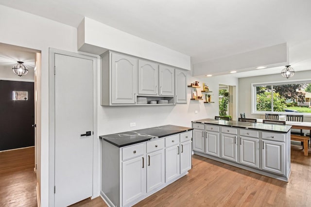 948 S Stratford Ave, Elmhurst, IL 60126 - photo 9