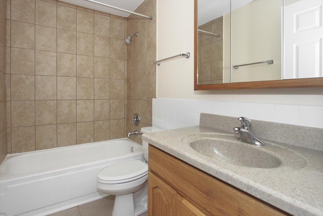 1319 Forestdale Ct, Schaumburg, IL 60193 - photo 13