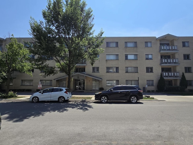 5251 Galitz St Unit 410, Skokie, IL 60077 - photo 9