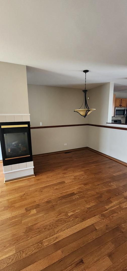 254 Holiday Ln Unit 254, Hainesville, IL 60073 - photo 2