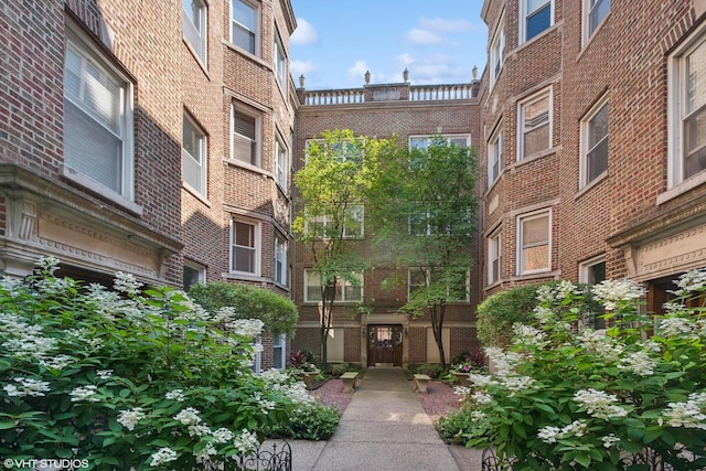 1051 W Glenlake Ave Unit 2, Chicago, IL 60660 - photo 1