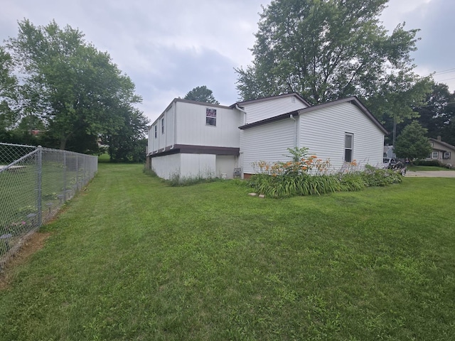 927 N Day Ave, Rockford, IL 61101 - photo 3