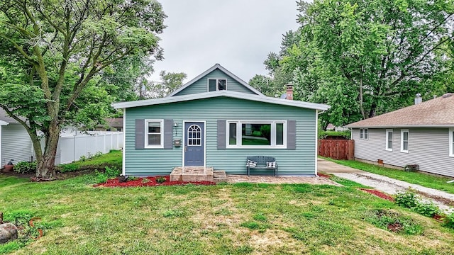913 Marcy St, Ottawa, IL 61350 - photo 1