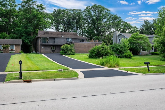 1017 Barneswood Dr, Downers Grove, IL 60515 - photo 1