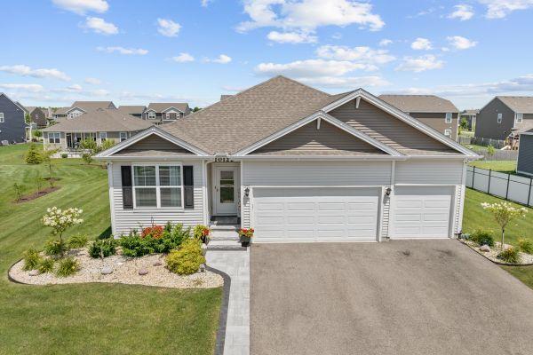 10122 Jonamac Ave, Huntley, IL 60142 - photo 17