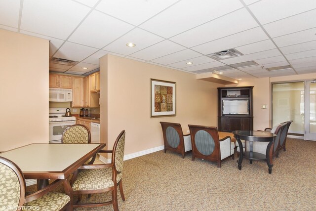 2335 W Belle Plaine Ave Unit 207, Chicago, IL 60618 - photo 18