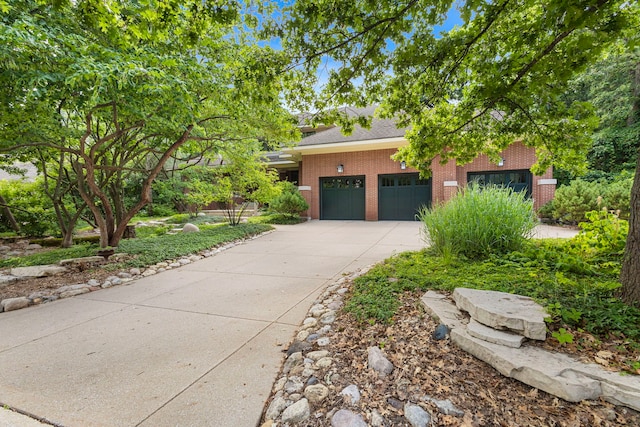 8673 Timber Ridge Dr, Burr Ridge, IL 60527 - photo 1