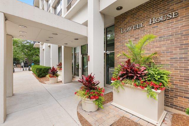 88 W Schiller St Unit 2907L, Chicago, IL 60610 - photo 2