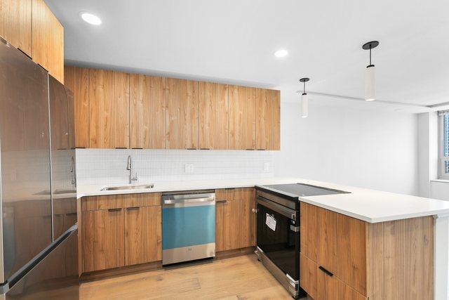 88 W Schiller St Unit 2907L, Chicago, IL 60610 - photo 18