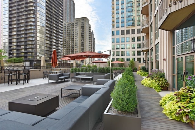 21 E Huron St Unit 2606, Chicago, IL 60611 - photo 22