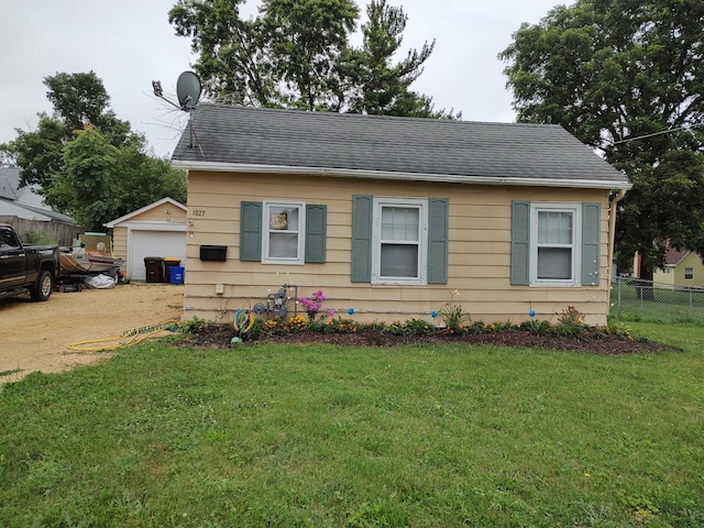1027 Garfield Ave, Belvidere, IL 61008 - photo 2