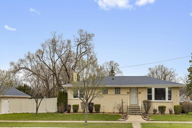 446 S Lodge Ln, Lombard, IL 60148 - photo 1