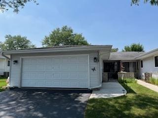 1008 Shannock Ln, Schaumburg, IL 60193 - photo 1