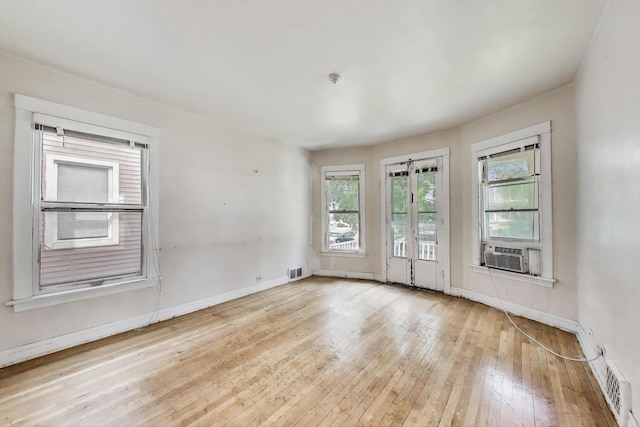 5037 W Sunnyside Ave, Chicago, IL 60630 - photo 2