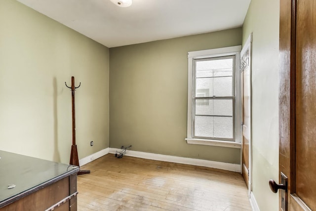 5037 W Sunnyside Ave, Chicago, IL 60630 - photo 11