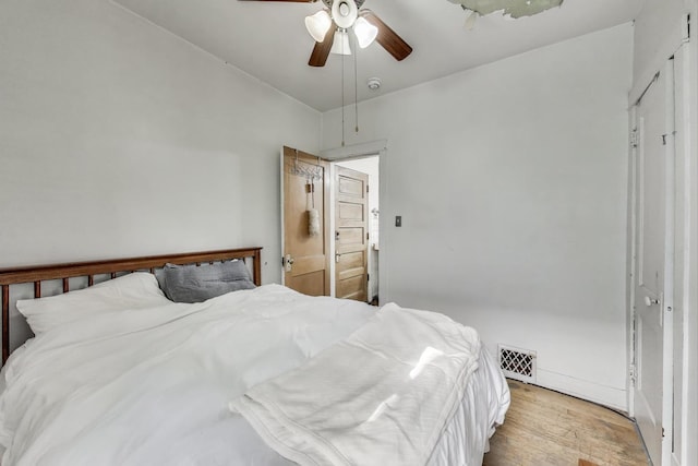 5037 W Sunnyside Ave, Chicago, IL 60630 - photo 10