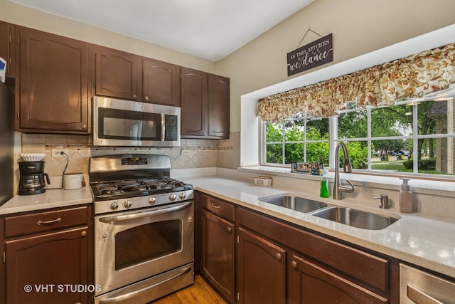 1539 Apple Grove Ln, Westmont, IL 60559 - photo 8