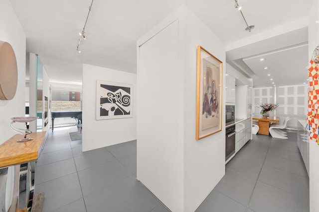 860 N Lake Shore Dr Unit 8L, Chicago, IL 60611 - photo 2