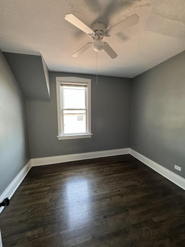 6155 S Moody Ave, Chicago, IL 60638 - photo 15