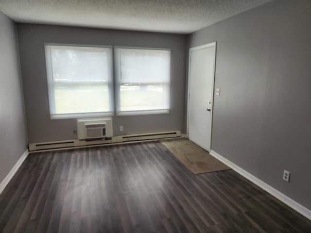 201-203 S Maple St, Toluca, IL 61369 - photo 7