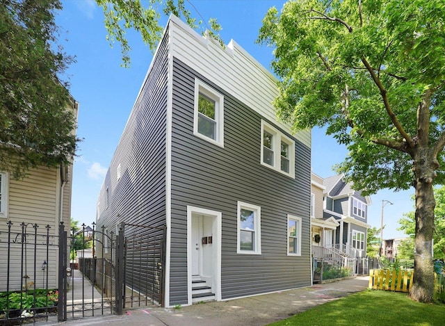 3575 W Dickens Ave, Chicago, IL 60647 - photo 1