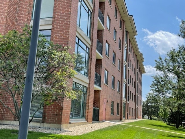865 E 22nd St Unit 124, Lombard, IL 60148 - photo 29