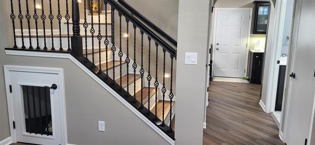 1233 4th Ave, Rockford, IL 61104 - photo 2