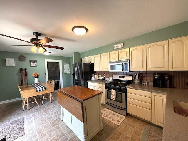 145 Southgate St, Lincoln, IL 62656 - photo 10