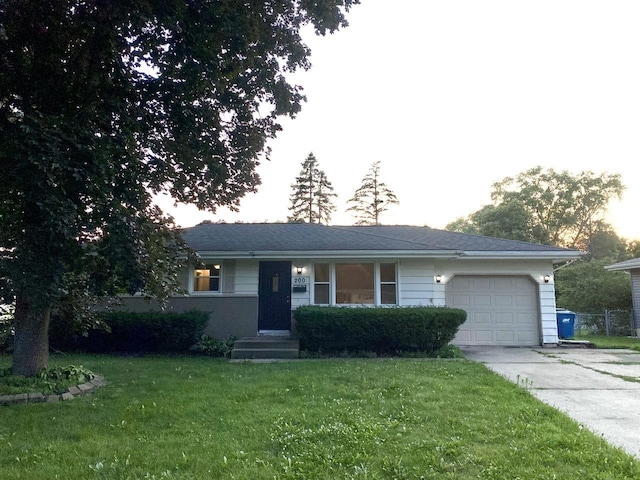 200 Patrick Dr, South Elgin, IL 60177 - photo 1