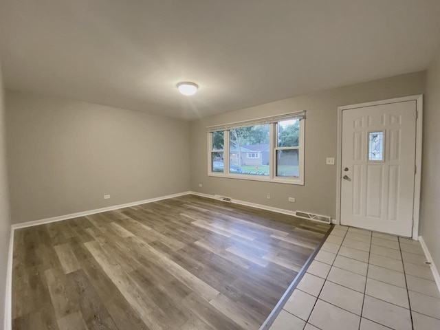 200 Patrick Dr, South Elgin, IL 60177 - photo 2