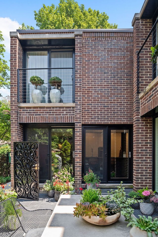 2321 N Geneva Ter Unit C, Chicago, IL 60614 - photo 2