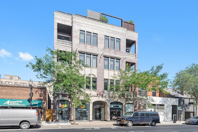 3161 N Halsted St Unit 401, Chicago, IL 60657 - photo 1