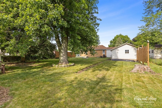 305 N 3rd St, Danforth, IL 60930 - photo 26