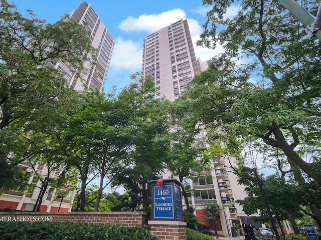 1460 N Sandburg Ter Unit 808A, Chicago, IL 60610 - photo 1