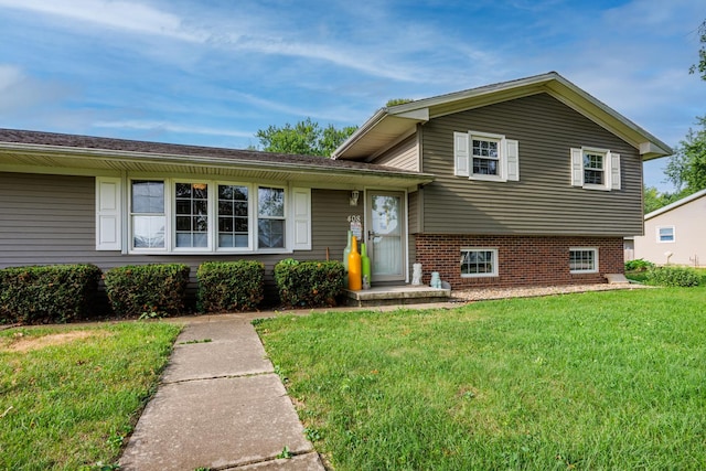 408 W Randolph St, Heyworth, IL 61745 - photo 2