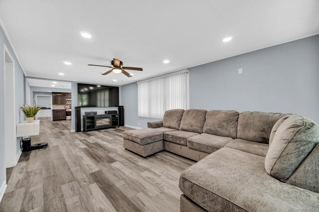 318 W Main St, Gardner, IL 60424 - photo 8