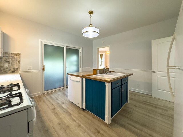 909 Bellevue Ave, Elgin, IL 60120 - photo 21