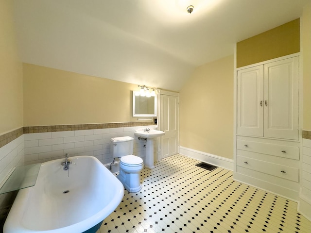 909 Bellevue Ave, Elgin, IL 60120 - photo 31