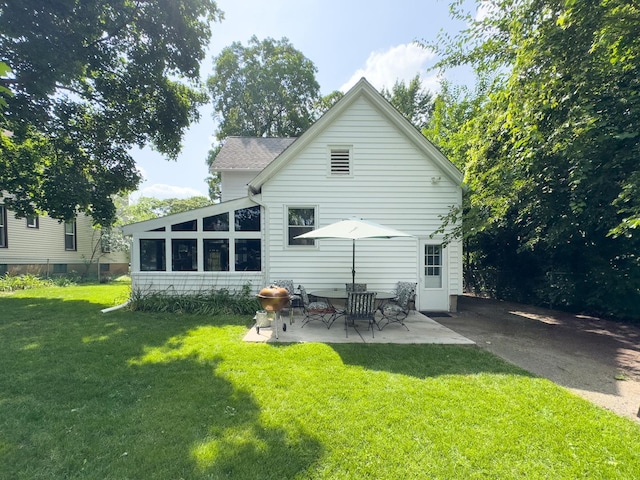 909 Bellevue Ave, Elgin, IL 60120 - photo 6