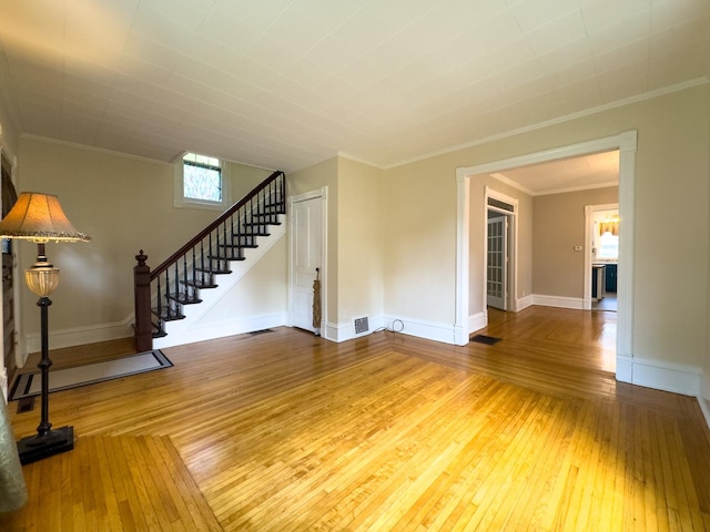 909 Bellevue Ave, Elgin, IL 60120 - photo 9