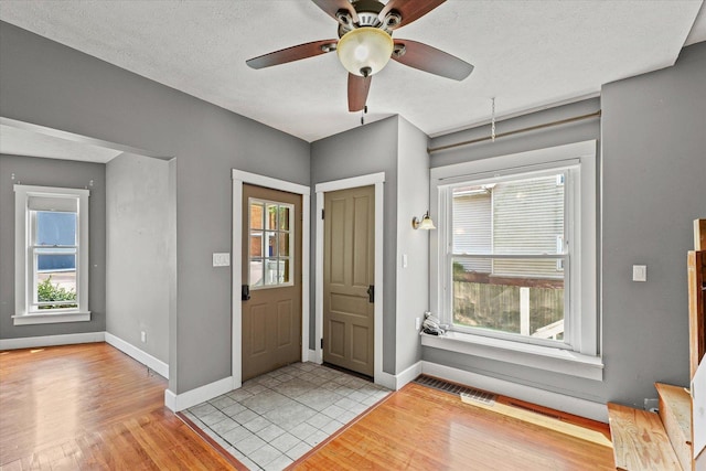 504 N Center St, Lexington, IL 61753 - photo 6