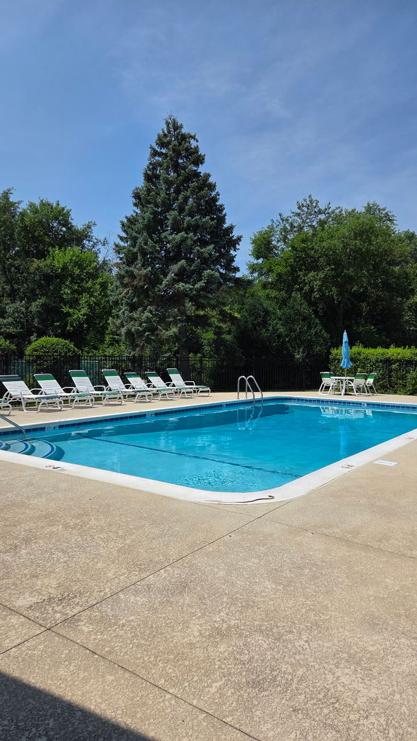 1415 Chartres Dr Unit 1F, Northbrook, IL 60062 - photo 30