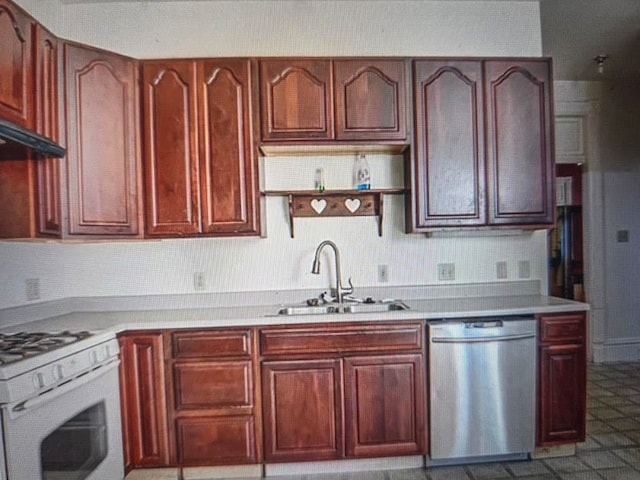 457 W William St, Decatur, IL 62522 - photo 3