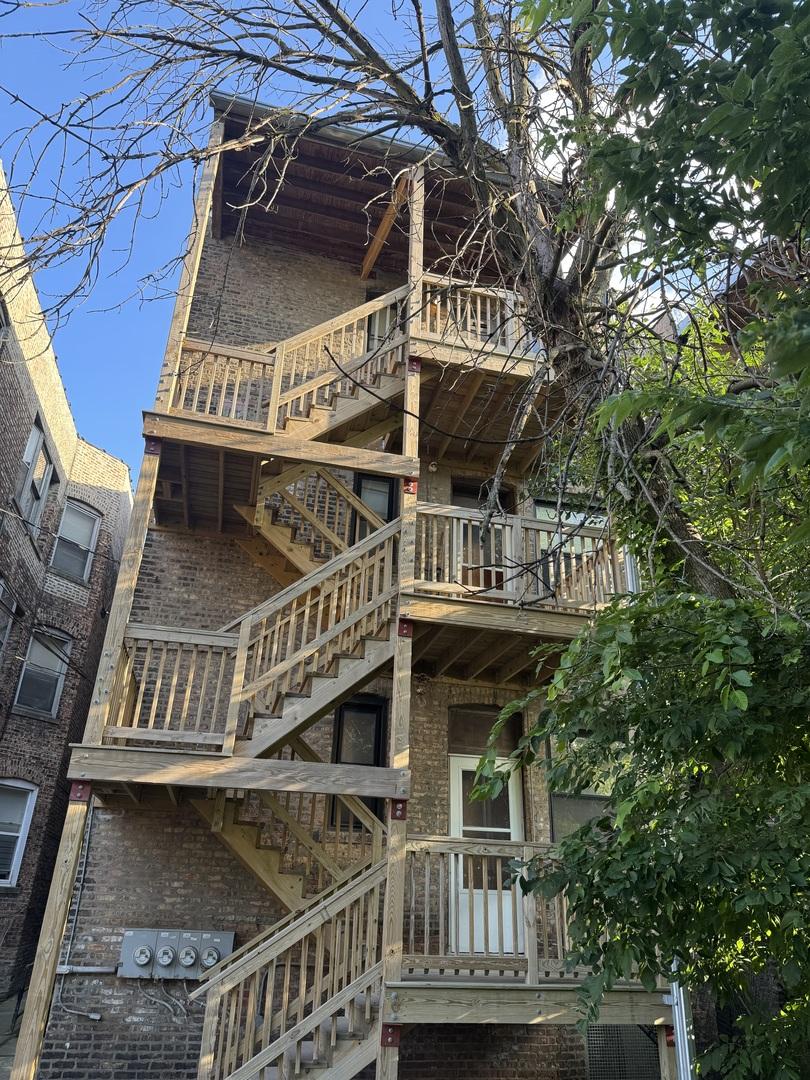 1526 E 65th Pl, Chicago, IL 60637 - photo 2
