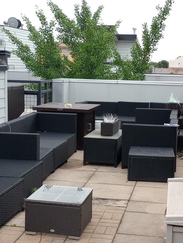 2225 W Madison St Unit 2, Chicago, IL 60612 - photo 7