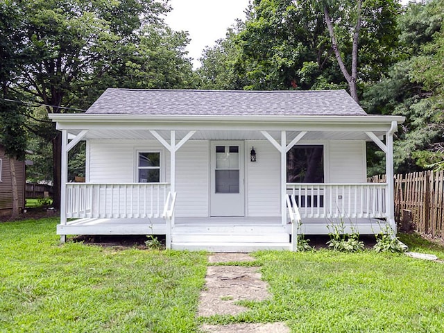 1030 N Walnut St, Monticello, IL 61856 - photo 1