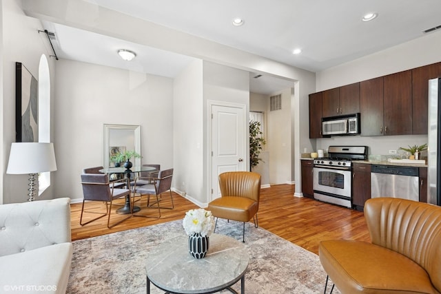 847 N Damen Ave Unit 2F, Chicago, IL 60622 - photo 5