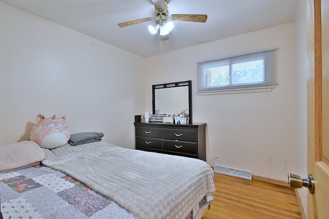 511 W Byron Ave, Addison, IL 60101 - photo 15