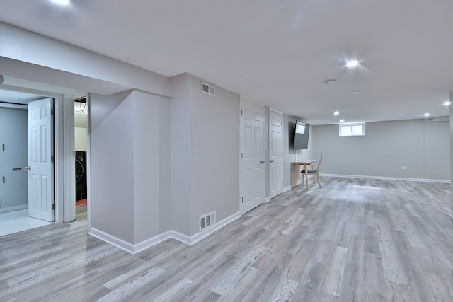 511 W Byron Ave, Addison, IL 60101 - photo 23